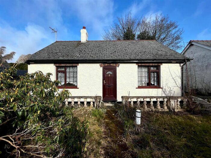 2 Bedroom Detached Bungalow For Sale In Crow Ash Road, Berry Hill