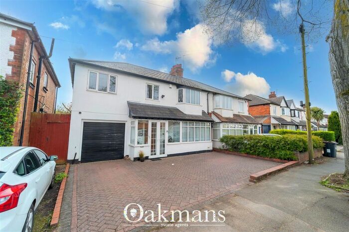 5 Bedroom Semi-Detached House For Sale In Haunch Lane, Birmingham, B13