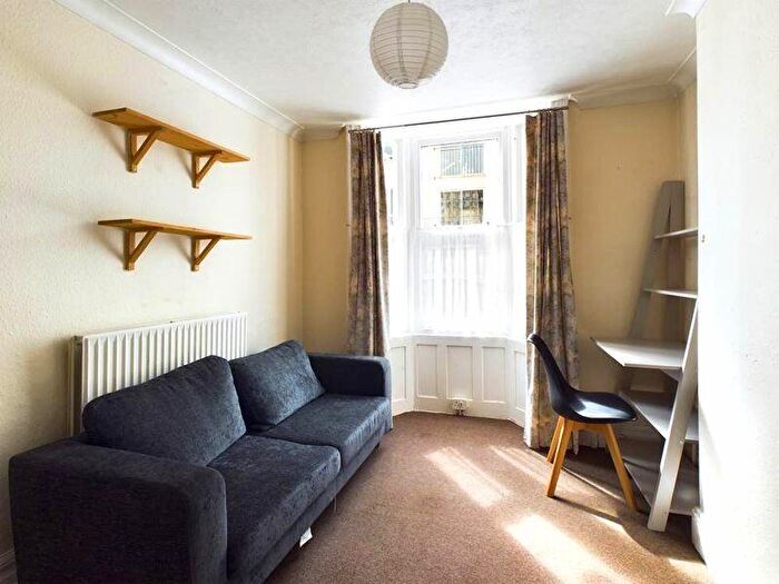 1 Bedroom Flat To Rent In Burlington Street, Brighton, BN2