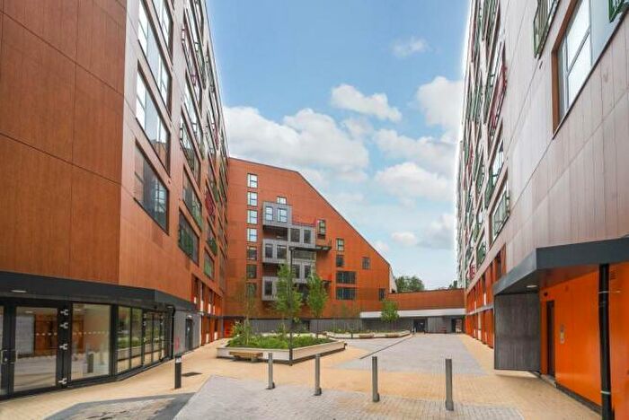 1 Bedroom Apartment For Sale In Market Street, Bracknell, RG12