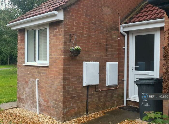 1 Bedroom End Of Terrace House To Rent In Berenger Close, Swindon, SN3