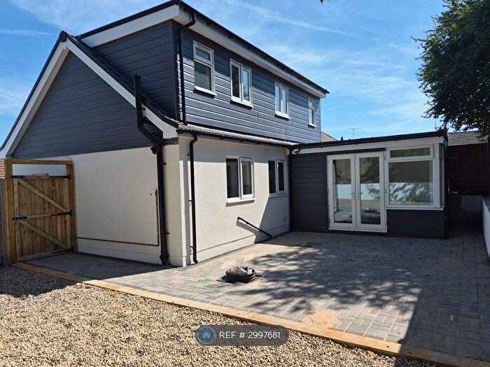 3 Bedroom Semi Detached House To Rent In Hamilton Road, Gillingham, ME7