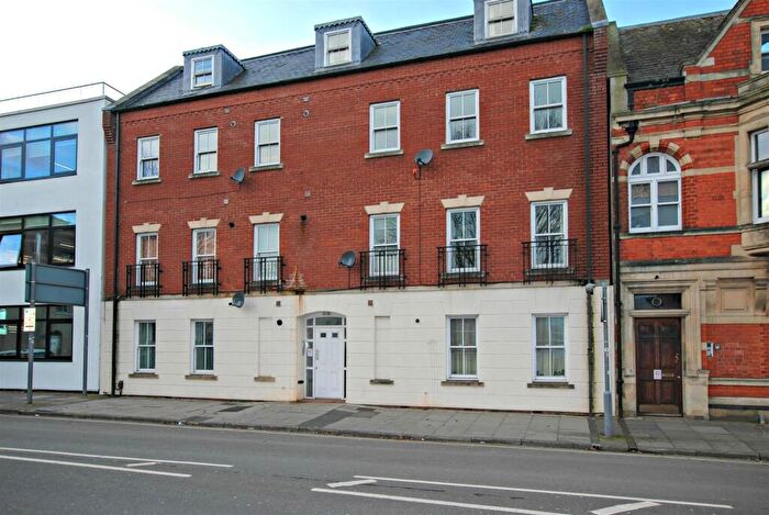 2 Bedroom Apartment To Rent In Ambrose Street, Cheltenham, GL50