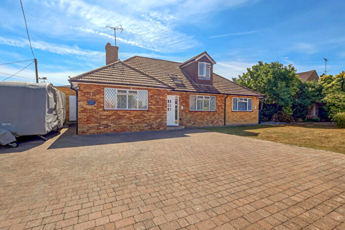3 Bedroom Bungalow For Sale In Grange Road, Hazlemere, High Wycombe, Buckinghamshire, HP15