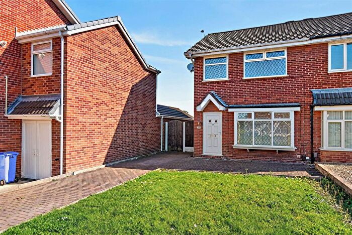 3 Bedroom Semi Detached House For Sale In Guernsey Road, Widnes, WA8