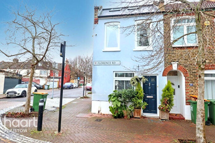 4 Bedroom End Of Terrace House For Sale In Florence Road Plaistow, London, E13