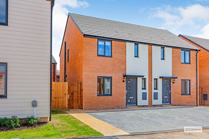 3 Bedroom House To Rent In Gabriel Way, Wellingborough, NN8