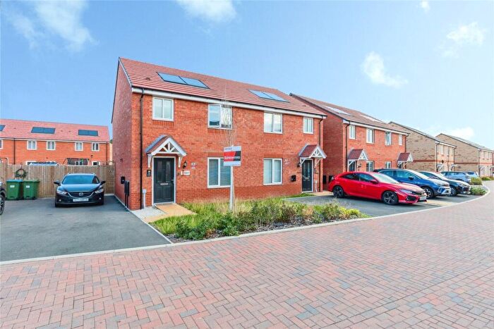 3 Bedroom Semi-Detached House For Sale In Dunkley Gardens, Whitmore Park, Coventry, CV6