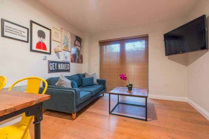 2 Bedroom Flat To Rent In Byron Street, Newcastle, NE2