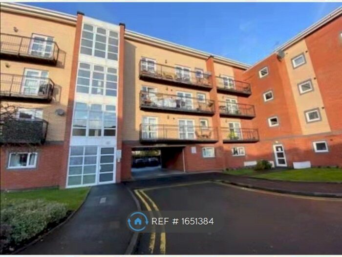 2 Bedroom Flat To Rent In Central, Sale, M33