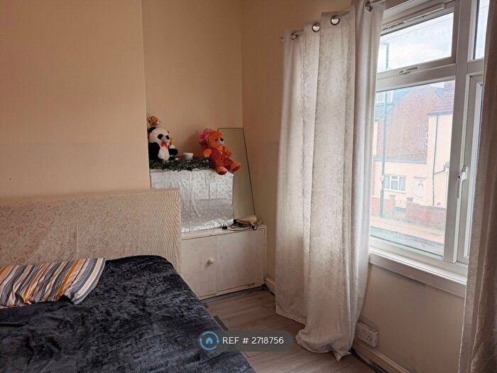 2 Bedroom Flat To Rent In Stoney Stanton Road, Coventry, CV1