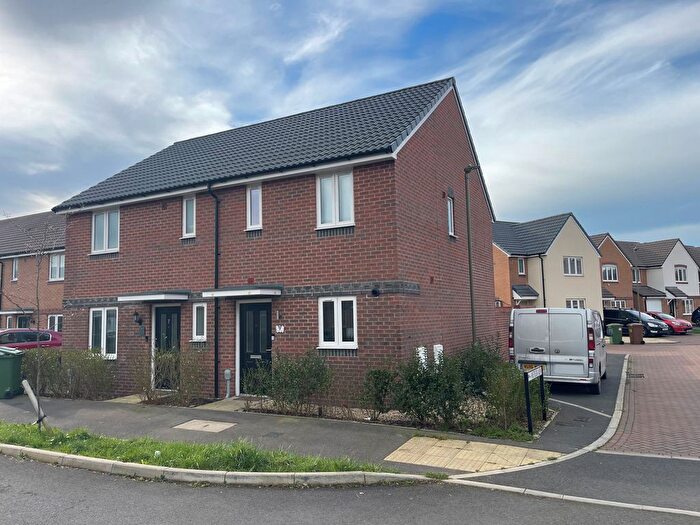 2 Bedroom Semi Detached House For Sale In Hangar Lane, Wantage, OX12