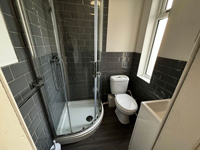 1 Bedroom Flat To Rent In West Main St, Darvel, East Ayrshire, KA17