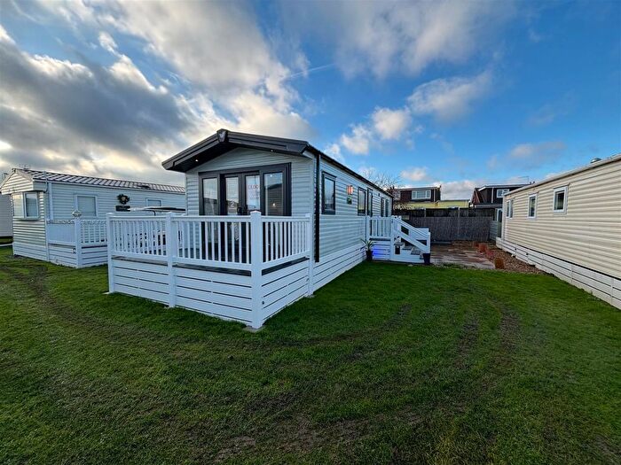 Chalet For Sale In St John's Road, Whitstable, CT5