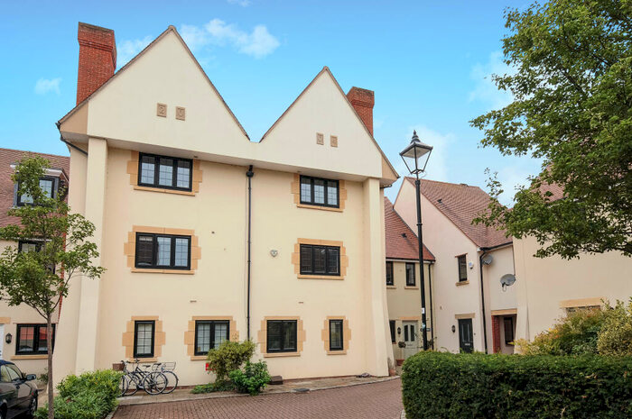 4 Bedroom House To Rent In Lark Hill, Oxford, OX2