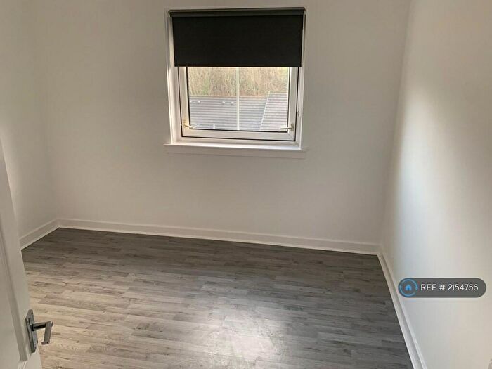 2 Bedroom Flat To Rent In Castlemilk Drive, Glasgow, G45