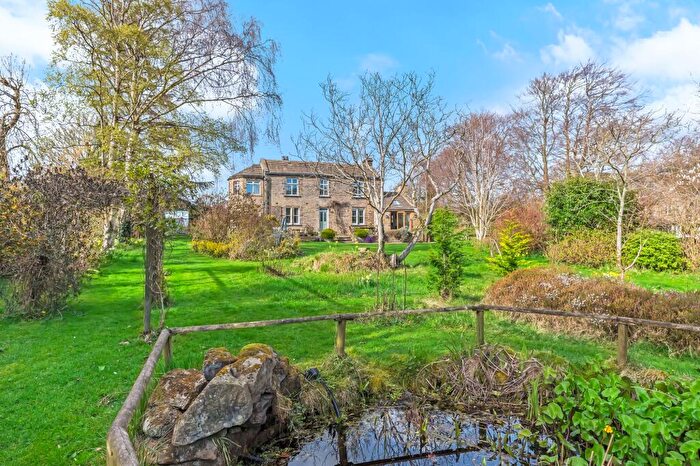 4 Bedroom Detached House For Sale In Glen Road, Bingley, BD16