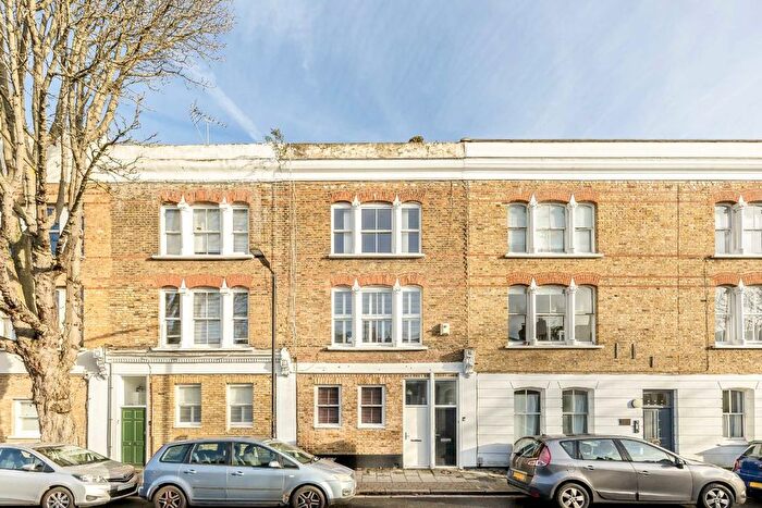 2 Bedroom Property To Rent In Melbourne Grove, East Dulwich, SE22