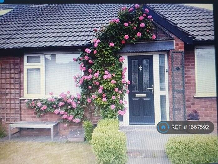 2 Bedroom Bungalow To Rent In Princess, Knaresborough, HG5