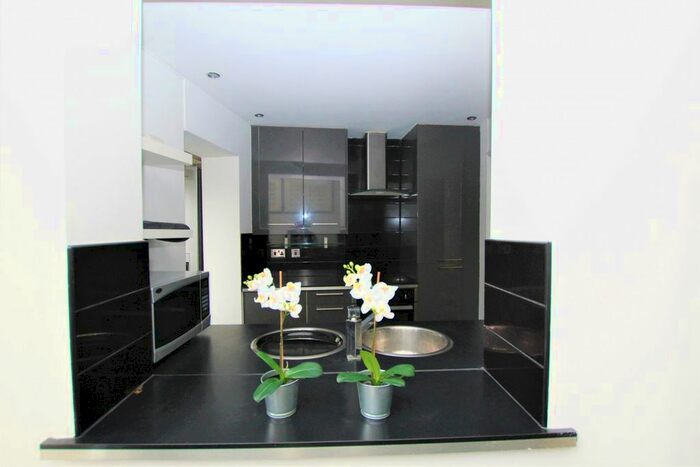 1 Bedroom Flat To Rent In Laurel Bank Road, Enfield, EN2