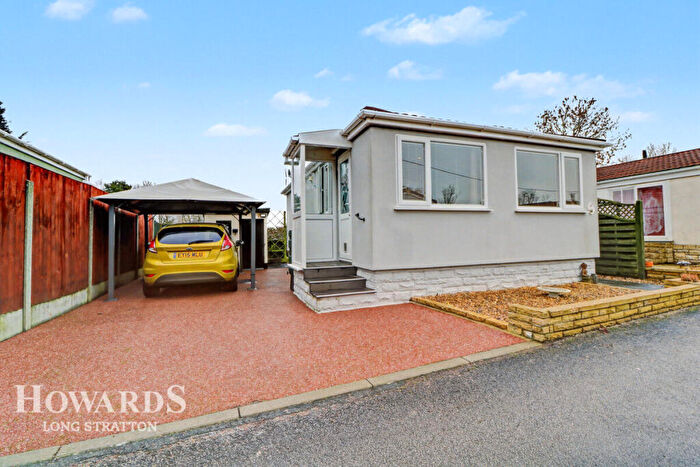 1 Bedroom Retirement Property For Sale In Woodrow Lane, Great Moulton, NR15