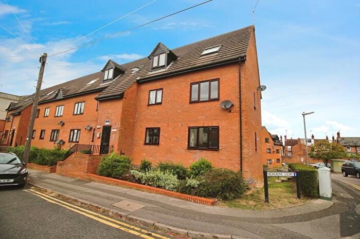 1 Bedroom Flat To Rent In Gatcombe House, Portland Road, NN10