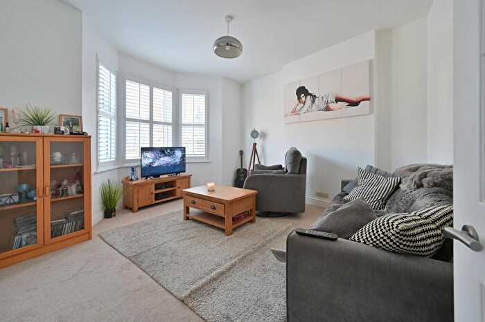 2 Bedroom Flat For Sale In Alexandra Road, Hemel Hempstead, HP2