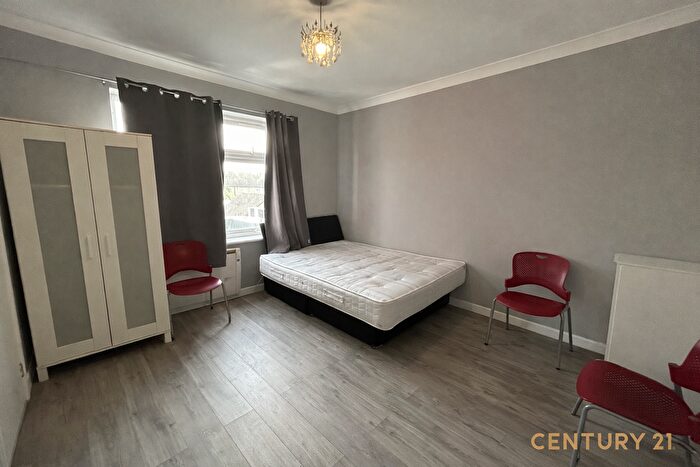 1 Bedroom Studio To Rent In Redbridge, IG4