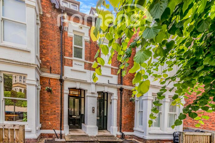 1 Bedroom Flat To Rent In Priory Avenue, High Wycombe, HP13