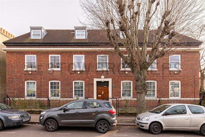 2 Bedroom Flat To Rent In Serenity Apartments, London, E17