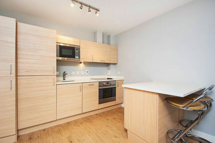 1 Bedroom Flat To Rent In Boulevard Drive, Colindale, London, NW9