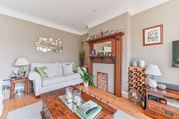 5 Bedroom Terraced House For Sale In Briar Road, Norbury, London, SW16