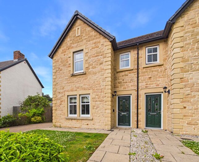 3 Bedroom Semi Detached House For Sale In Loaningdale Avenue, Biggar, ML12