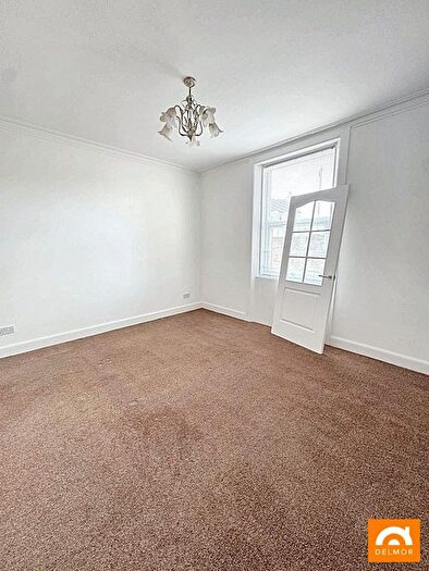1 Bedroom Flat For Sale In Glenlyon Place, Leven, KY8