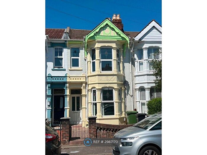3 Bedroom Terraced House To Rent In Laburnum Grove, Portsmouth, PO2