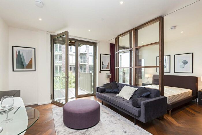 Flat To Rent In Capital Building, Embassy Gardens, Nine Elms, London, SW11