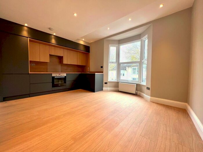 2 Bedroom Maisonette To Rent In Franklin Road, Brighton, BN2