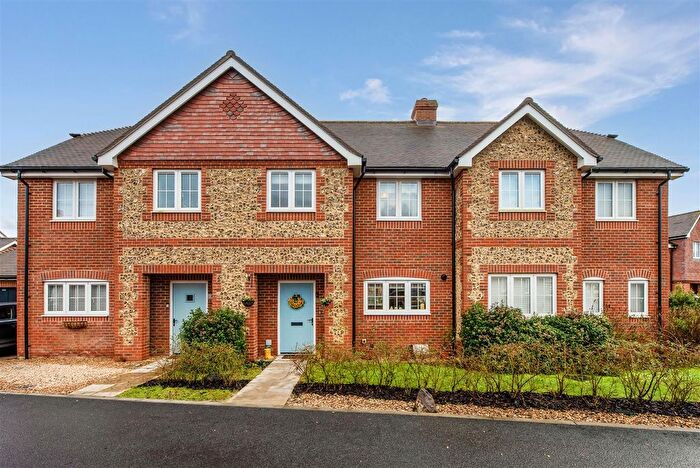 3 Bedroom Terraced House For Sale In Holbrooke Place, Hurstbourne Priors, Whitchurch, RG28