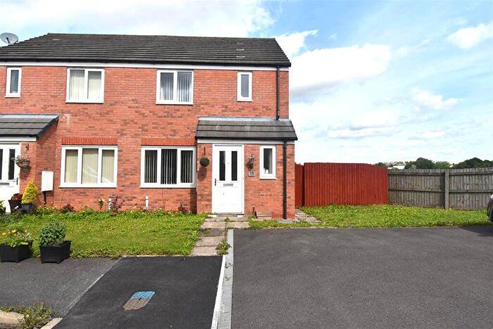 3 Bedroom Semi-Detached House For Sale In Barnacle Place, Newcastle Under Lyme, ST5