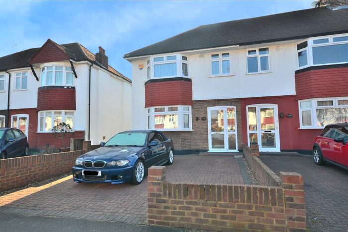 3 Bedroom Semi-Detached House To Rent In Hillcross Avenue, Morden, SM4
