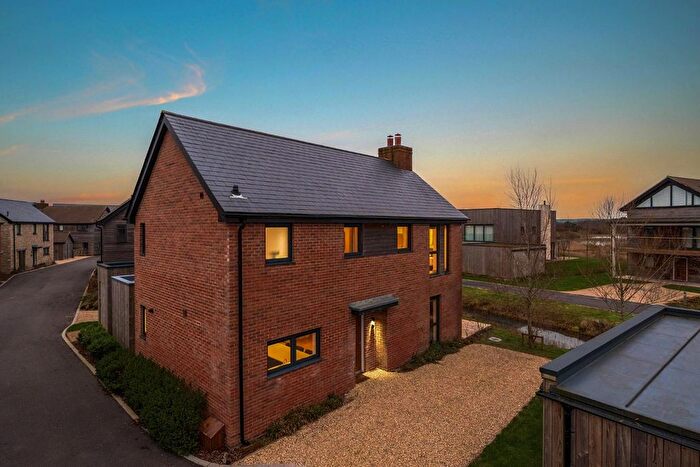 4 Bedroom Property For Sale In Warmwell Road, Crossways, DT2