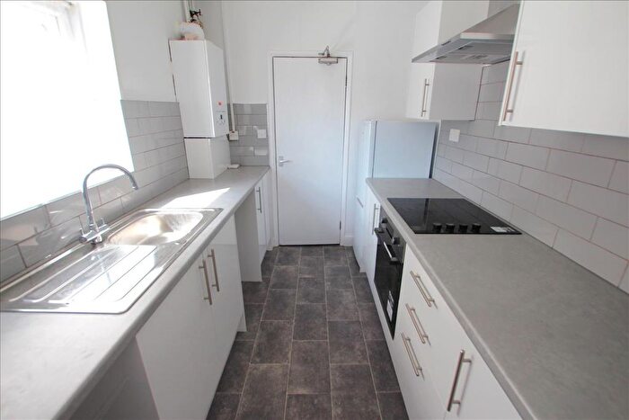 3 Bedroom Terraced House To Rent In Alma Road, Enfield, Middlesex, EN3