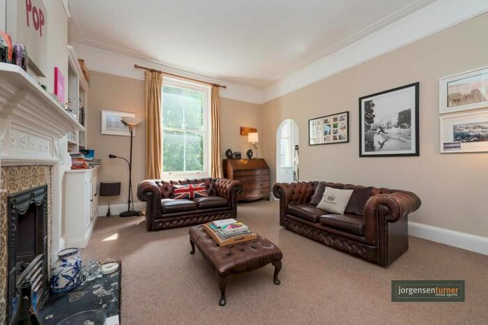 2 Bedroom Flat To Rent In Addison Gardens, Brook Green, London, W14