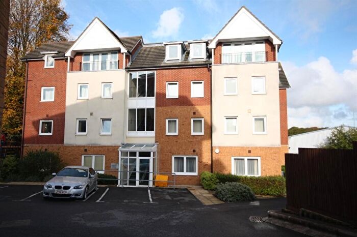 2 Bedroom Apartment To Rent In Bastins Close, Park Gate, SO31