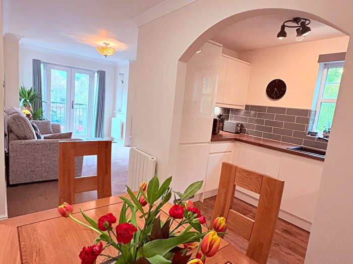 2 Bedroom Property To Rent In Grange Park Way, Rossendale, BB4