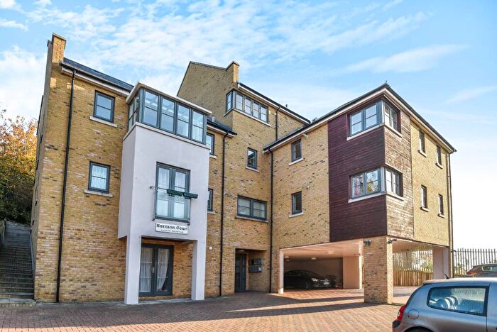 Flat To Rent In Rye Hill Park, Peckham, London, SE15