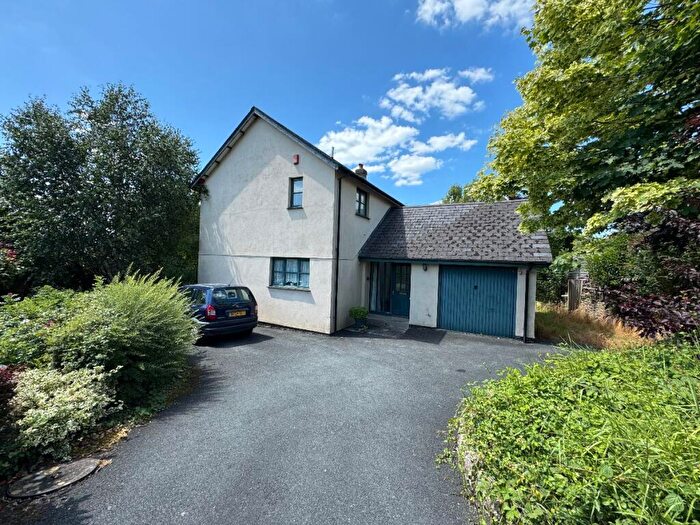 3 Bedroom Detached House For Sale In Cob Meadow, Hatherleigh, Okehampton, EX20