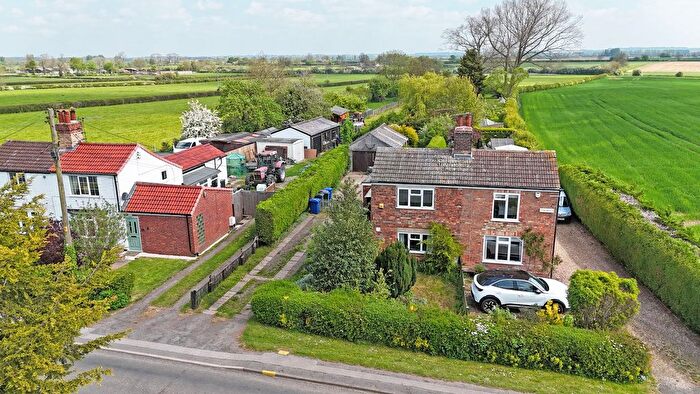 2 Bedroom Semi-Detached House For Sale In Stow Road, Willingham By Stow, DN21