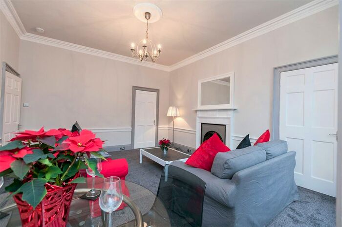 1 Bedroom Detached House To Rent In William Street, Edinburgh, EH3