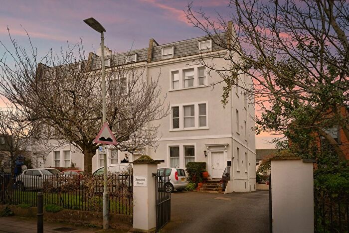 1 Bedroom Property For Sale In Knapp Road, Cheltenham, Gloucestershire, GL50